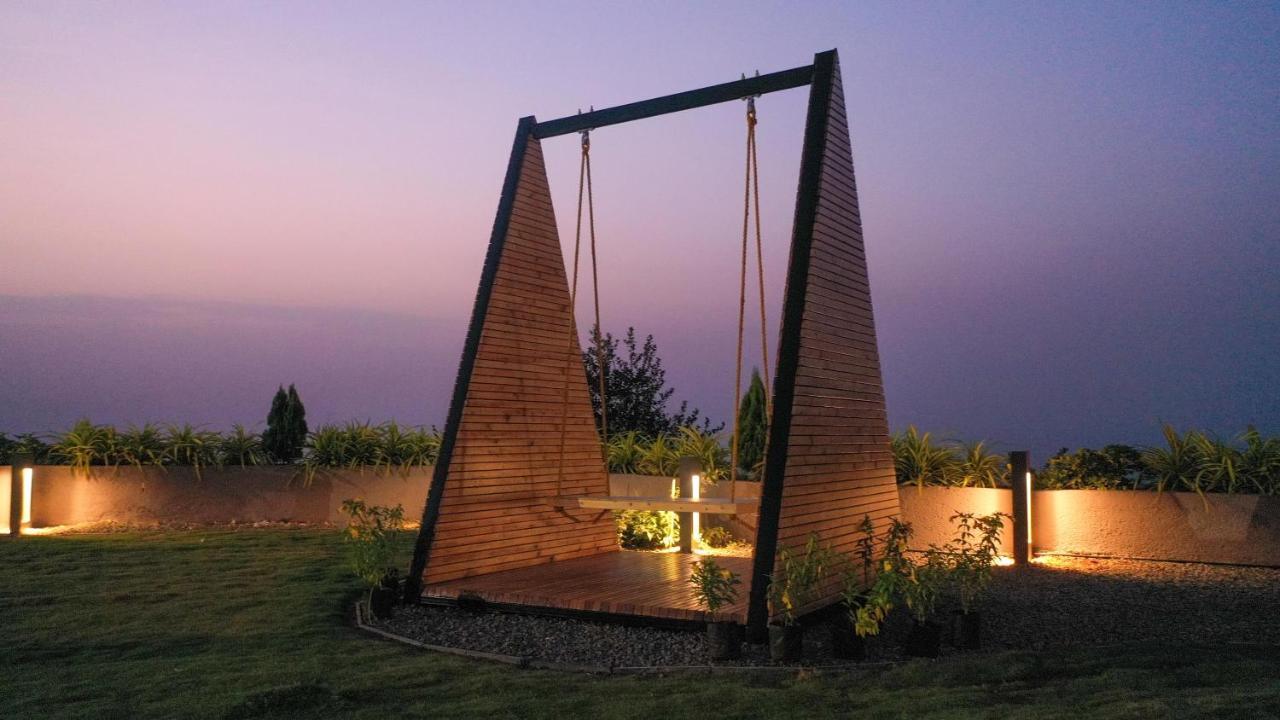 Ama Stays & Trails Chalet 1228 - Kusur, Kamshet Lonavala Dış mekan fotoğraf